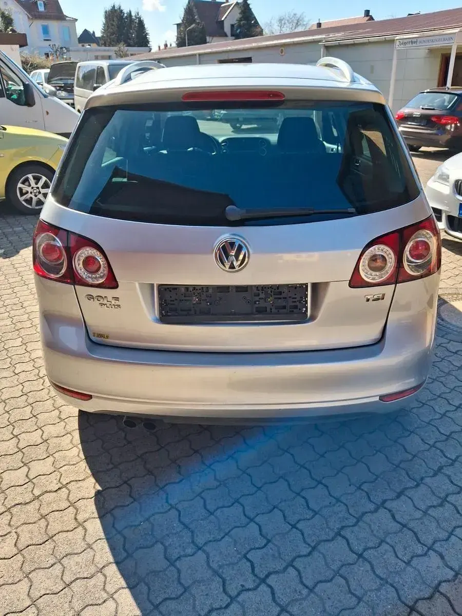 Gebraucht VW Golf VII Style 122 PS (89 kW) 2012 Silber Limousine