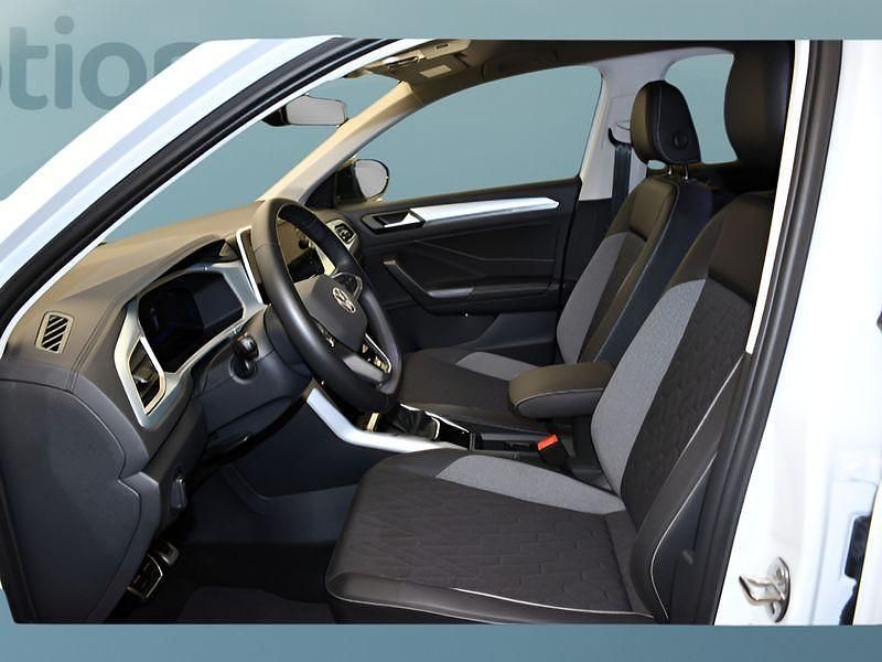 Gebraucht VW T-Roc 150 PS (110 kW) 2024 Weiß SUV