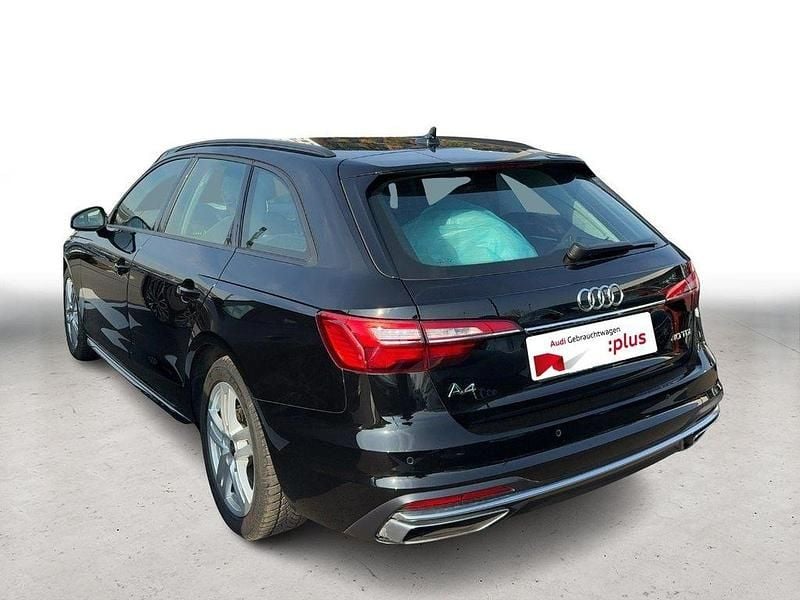 Gebraucht Audi A4 Advanced 204 PS (150 kW) 2022 Schwarz Kombi