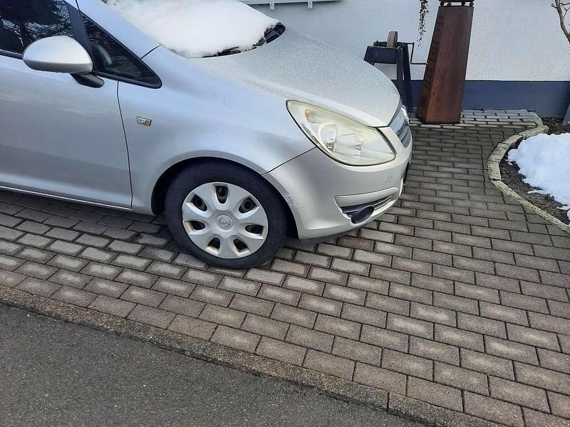Gebraucht Opel Corsa Edition 65 PS (47 kW) 2008 Kleinwagen