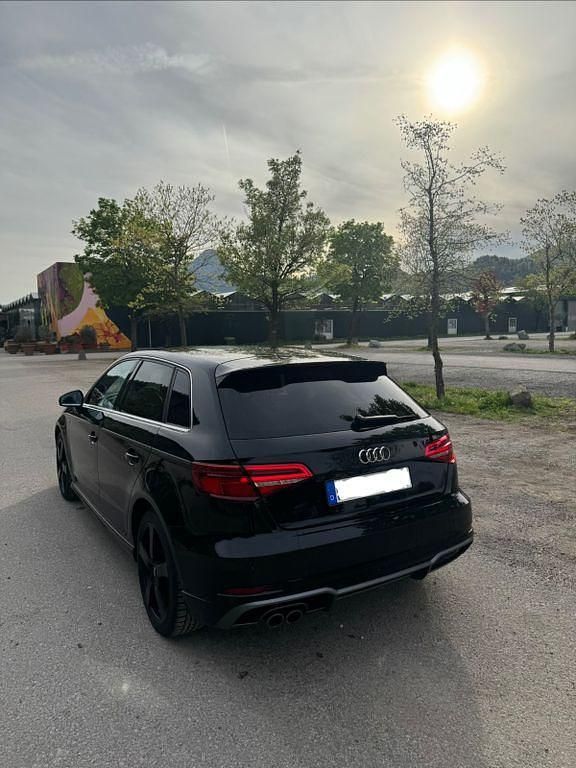 Usata Audi A3 Design 150 CV (110 kW) 2017 Nero Berlina