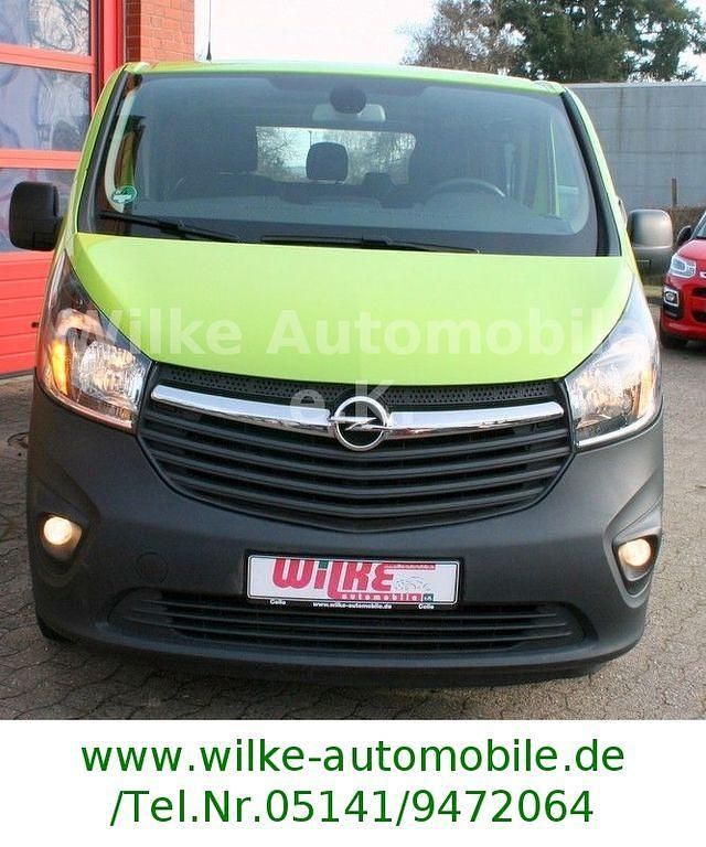 Second-hand Opel Vivaro 125 CP (91 kW) 2017 Verde Monovolum