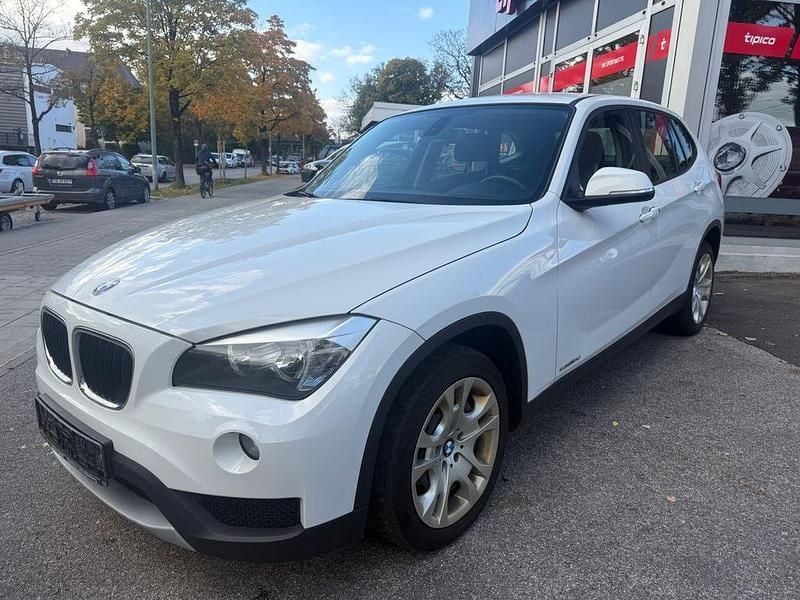 Weiß Gebraucht 2014 BMW X1 SUV | 5.900 € (Guter Preis) - Bild 1/4