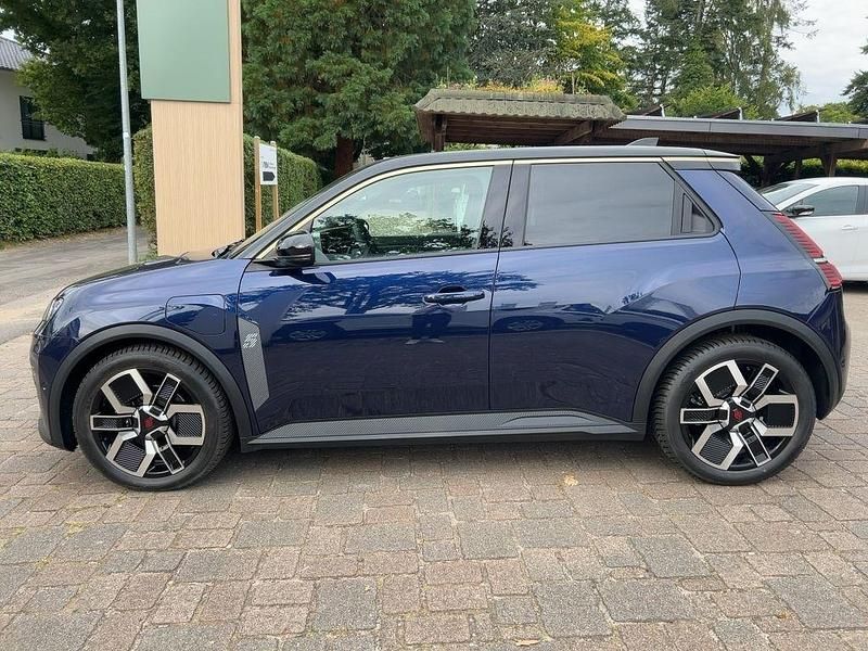 Gebraucht Renault 5 E-Tech Urban 88 kW (120 PS) 2025 Nachtblau, dach black pe Limousine