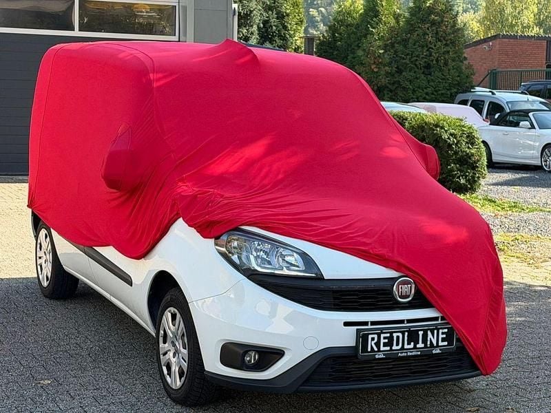 Weiß Gebraucht 2019 Fiat Doblò Van / Kleinbus | 7.200 € (Superpreis) - Bild 1/4