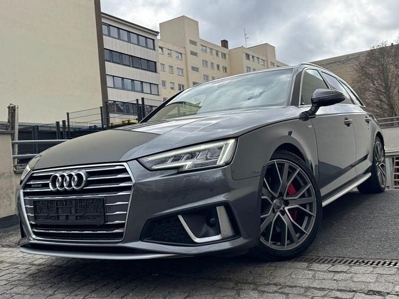 Gebraucht Audi A4 S-Line 286 PS (210 kW) 2019 Daytonagrau Kombi