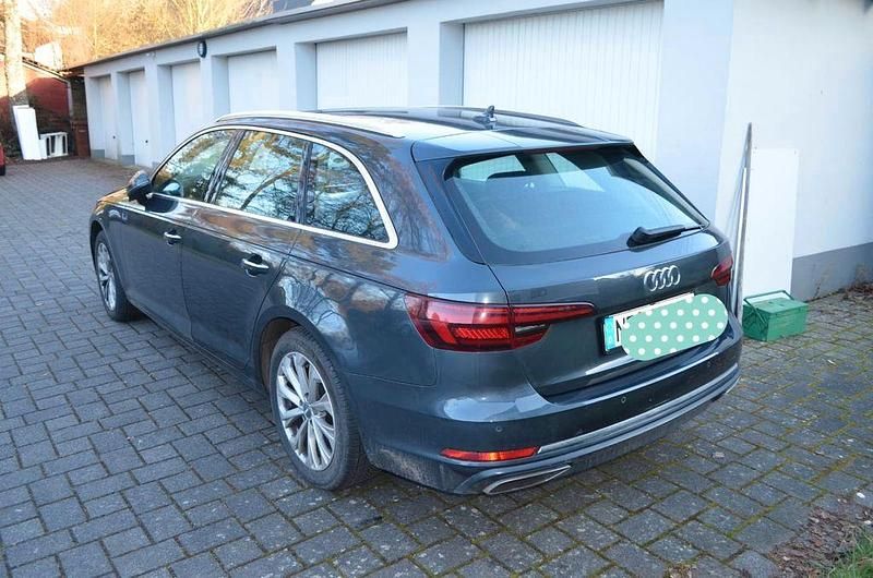 Gebraucht Audi A4 Design 150 PS (110 kW) 2019 Grau Kombi