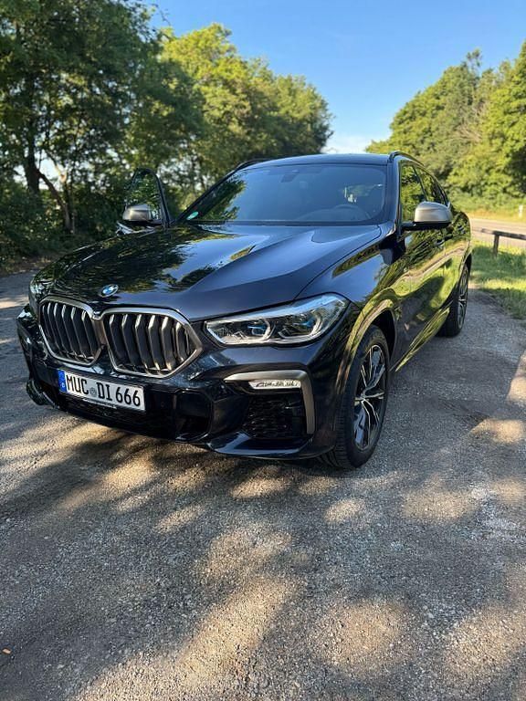 Schwarz Gebraucht 2020 BMW X6 M50 Advantage SUV | 60.000 € (Fairer Preis) - Bild 1/4