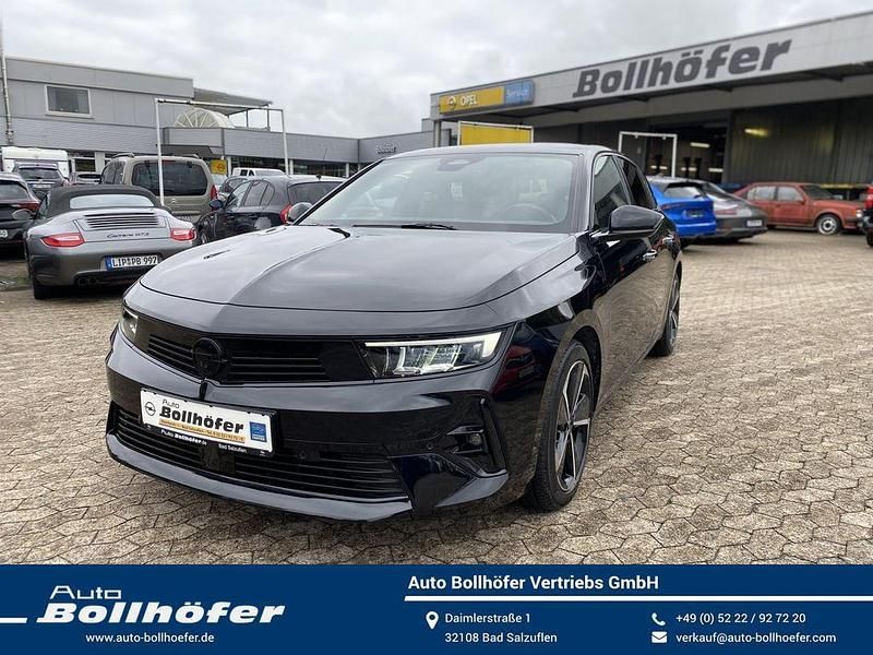 Karbon schwarz Gebraucht 2024 Opel Astra Limousine | 22.965 € (Superpreis) - Bild 1/4