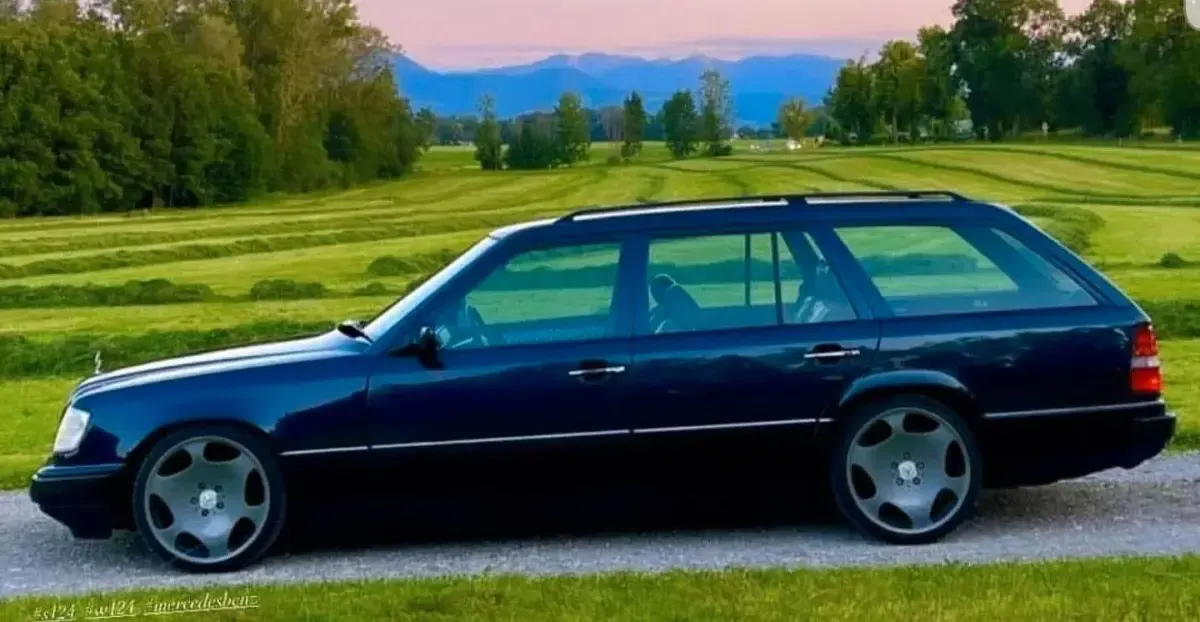 Occasion Mercedes E300 136 ch (100 kW) 1995 Bleue Break