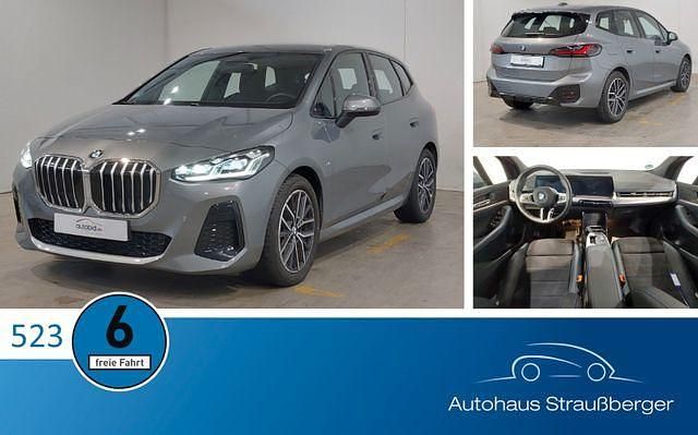 Grau Gebraucht 2024 BMW 218 Active Tourer M Sport Van / Kleinbus | 27.080 € (Superpreis) - Bild 1/4