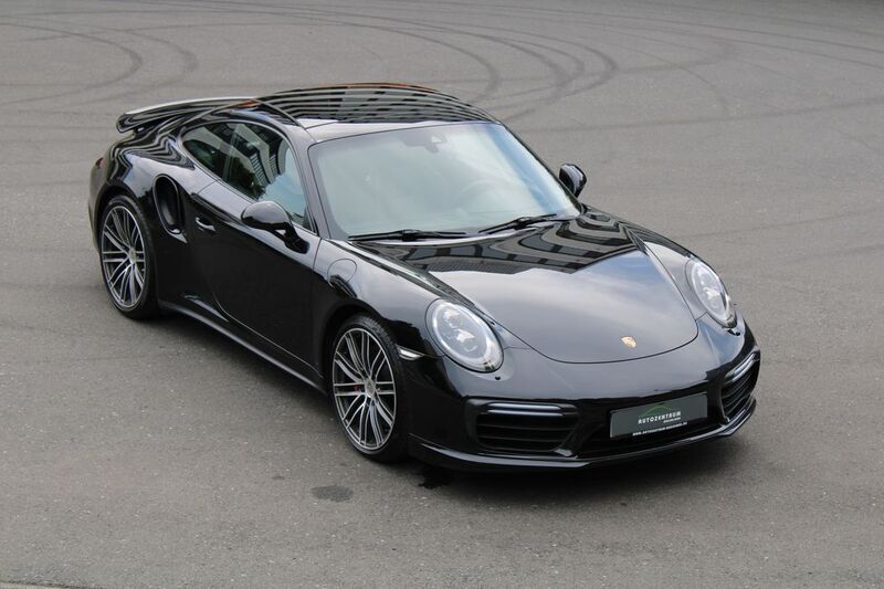 Tiefschwarz metallic Gebraucht 2016 Porsche 911 Turbo Coupé | 99.991 € - Bild 1/4