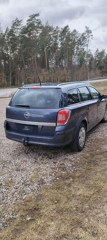 Gebraucht Opel Astra Edition 120 PS (88 kW) 2006 Kombi