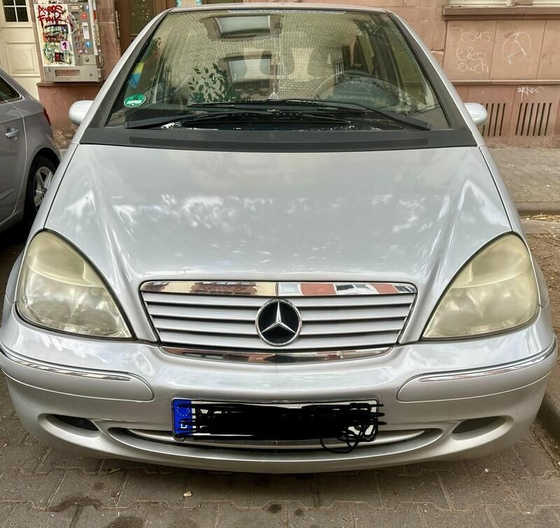 Silber Gebraucht 2002 Mercedes A170 Limousine | 550 € (Guter Preis) - Bild 1/4