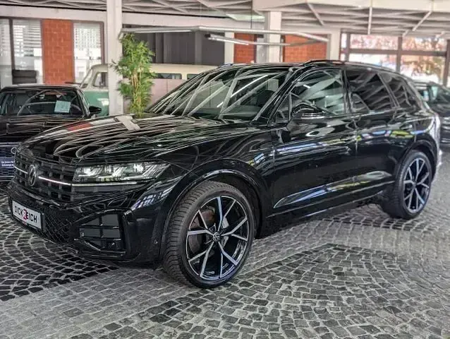 Gebraucht VW Touareg R-line 286 PS (210 kW) 2025 Schwarz SUV