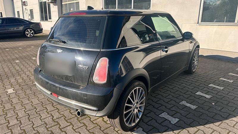 Gebraucht Mini Cooper 116 PS (85 kW) 2004 Schwarz Kleinwagen