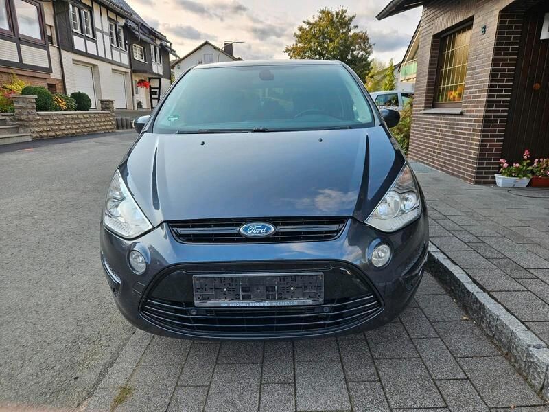 Andere außenfarben Gebraucht 2010 Ford S-MAX S Van / Kleinbus | 8.399 € (Teuer) - Bild 1/4