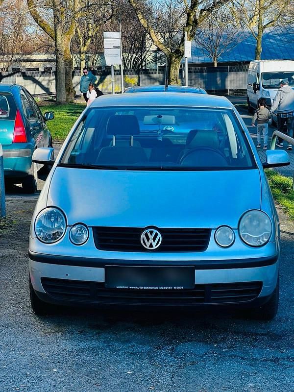 Gebraucht VW Polo 65 PS (47 kW) 2002 Grau Kleinwagen