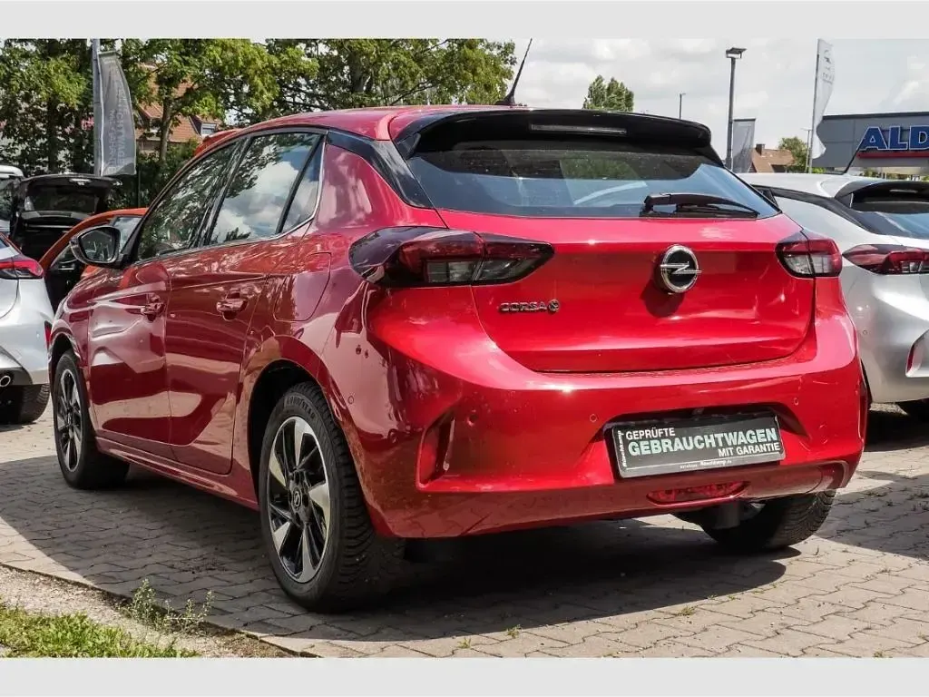Gebraucht Opel Corsa-e Elegance 100 kW (136 PS) 2022 Rot Kleinwagen