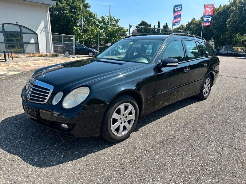 Schwarz Gebraucht 2006 Mercedes E220 Kombi | 2.490 € (Superpreis) - Bild 1/4