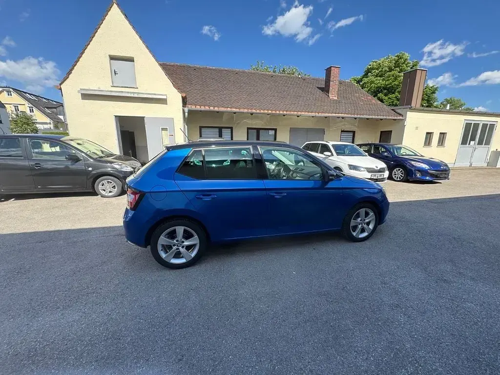 Gebraucht Skoda Fabia Style 110 PS (80 kW) 2017 Raceblau metallic Limousine
