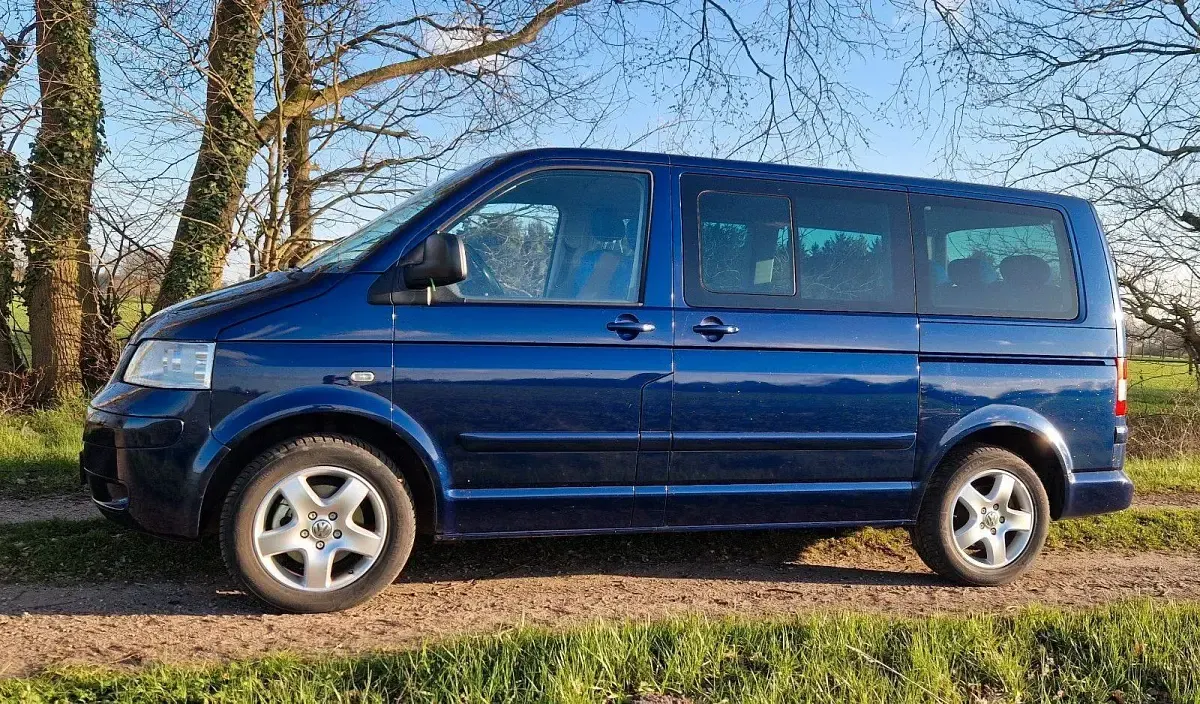 Gebraucht VW T5 174 PS (127 kW) 2003 Blau Van