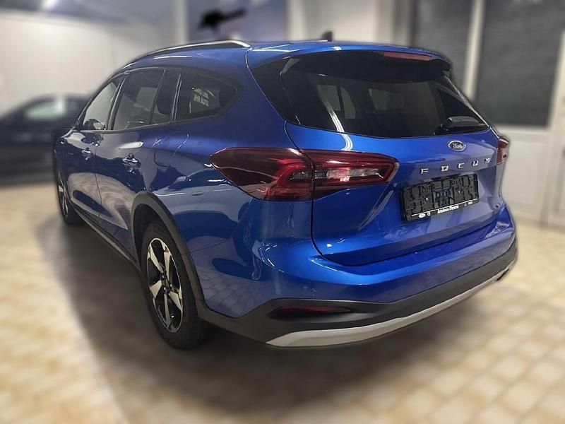 Gebraucht Ford Focus Active X 155 PS (114 kW) 2023 Metallic
