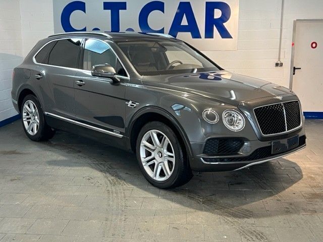 Grau Gebraucht 2018 Bentley Bentayga Mulliner SUV | 109.900 € (Guter Preis) - Bild 1/4