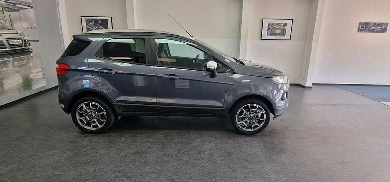 Grau Gebraucht 2016 Ford Ecosport Titanium SUV | 7.990 € (Superpreis) - Bild 1/4
