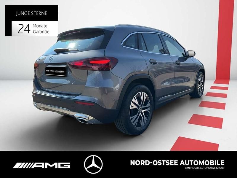 Gebraucht Mercedes GLA200 Progressive 150 PS (110 kW) 2025 Metalliclack mountaingrau SUV