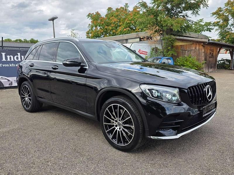 Gebraucht Mercedes GLC350 AMG 258 PS (189 kW) 2017 Schwarz SUV