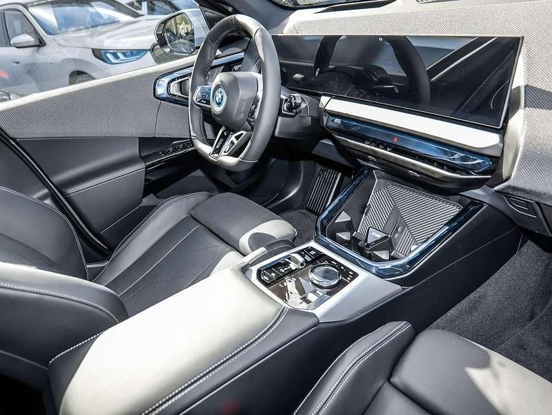 Nowe BMW X3 Performance 299 KM (219 kW) 2026 Szary SUV