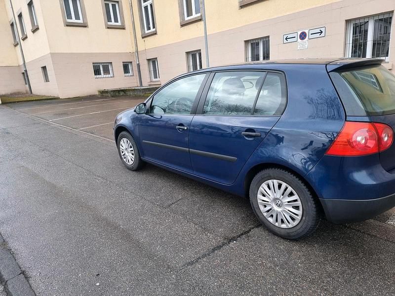Gebraucht VW Golf V 2005 Blau Kleinwagen