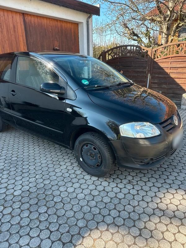 Second-hand VW Fox 70 CP (51 kW) 2006 Negru Hatchback