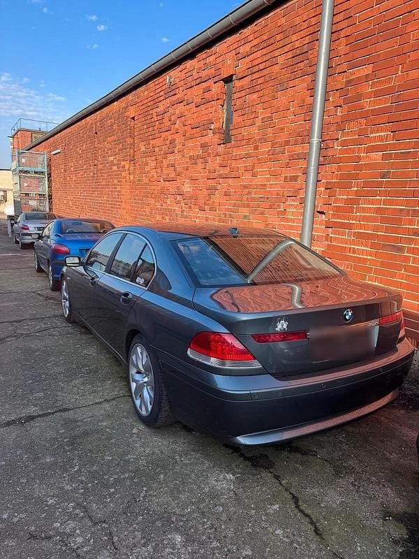 Gebraucht BMW 735 272 PS (200 kW) 2002 Grau Limousine