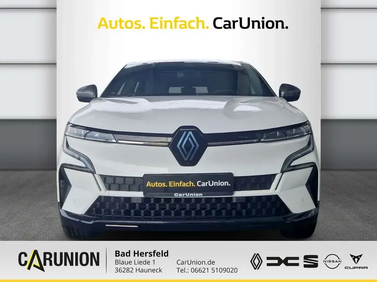 Gebraucht Renault Megane E-Tech Techno 160 kW (218 PS) 2024 Weiß Limousine