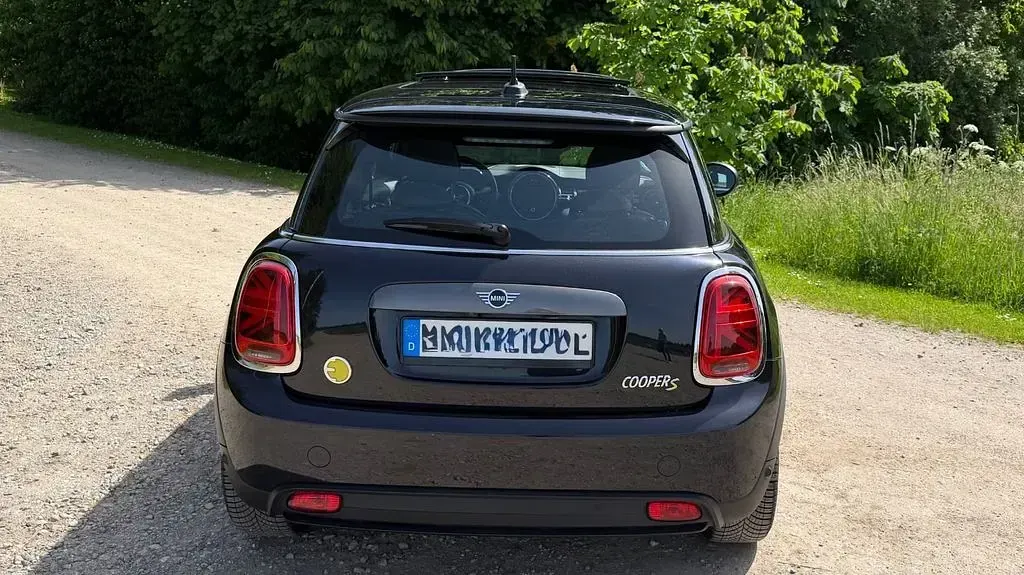 Gebraucht Mini Cooper SE 135 kW (184 PS) 2020 Schwarz Kleinwagen