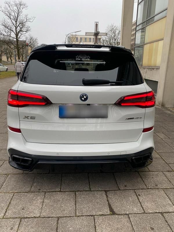 Gebraucht BMW X5 M Performance 394 PS (289 kW) 2022 Weiß SUV