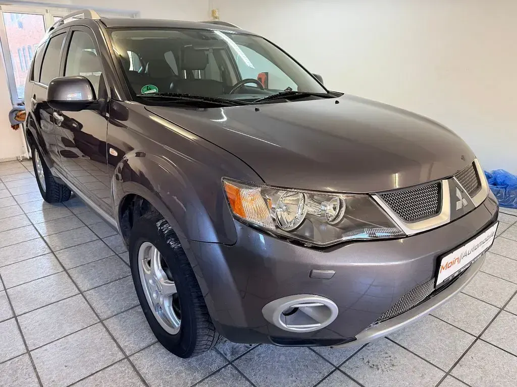 Gebraucht Mitsubishi Outlander 170 PS (125 kW) 2008 Grau SUV
