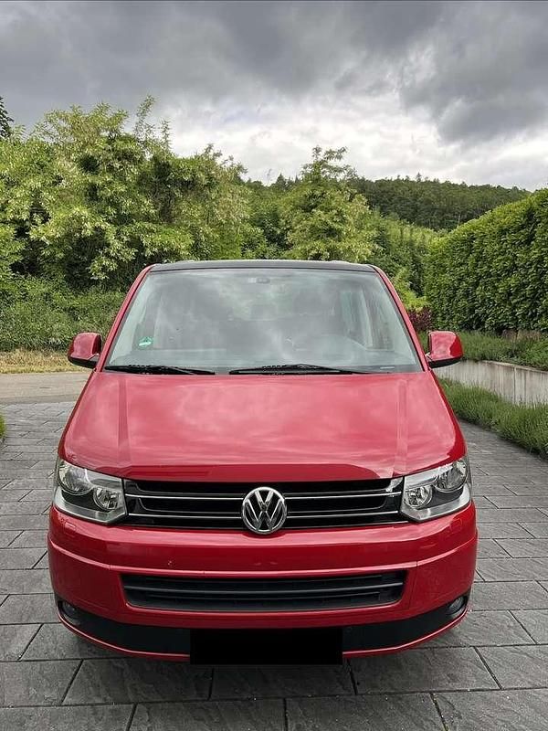 Gebraucht VW T5 Edition 179 PS (131 kW) 2011 Rot Van