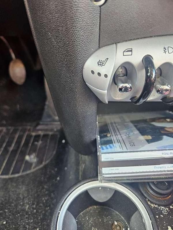 Second-hand Mini ONE 95 CP (69 kW) 2006 Hatchback