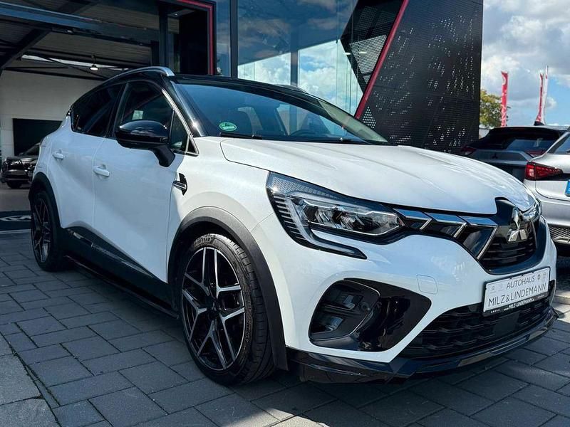 Himalayaweiß/onyxschwarz Gebraucht 2023 Mitsubishi ASX Edition SUV | 23.990 € (Superpreis) - Bild 1/4