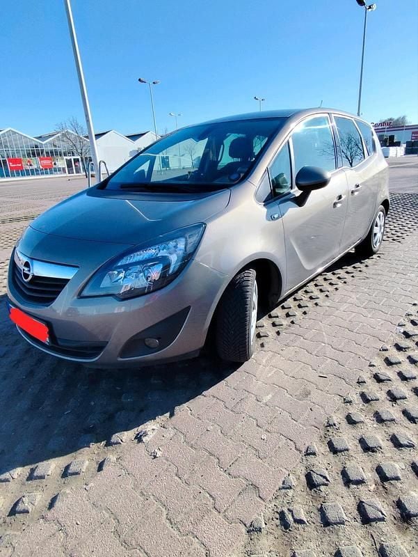 Gebraucht Opel Meriva 100 PS (73 kW) 2011 Braun Van / Kleinbus