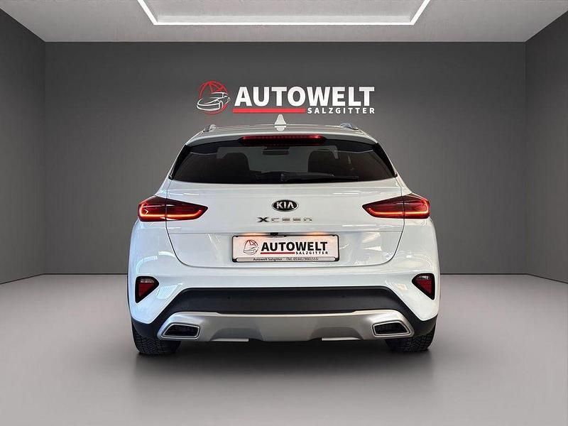 Gebraucht Kia XCeed Xdition 160 PS (117 kW) 2021 Weiß SUV