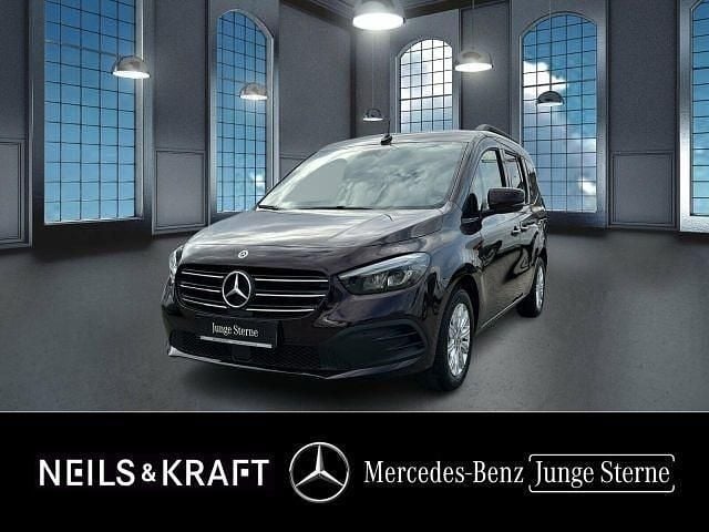 Andere Gebraucht 2023 Mercedes 180 Progressive Limousine | 29.870 € (Fairer Preis) - Bild 1/4