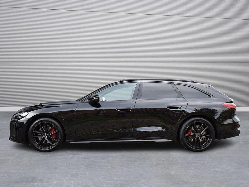 Gebraucht Audi A5 S-Line 204 PS (150 kW) 2025 Schwarz Coupé