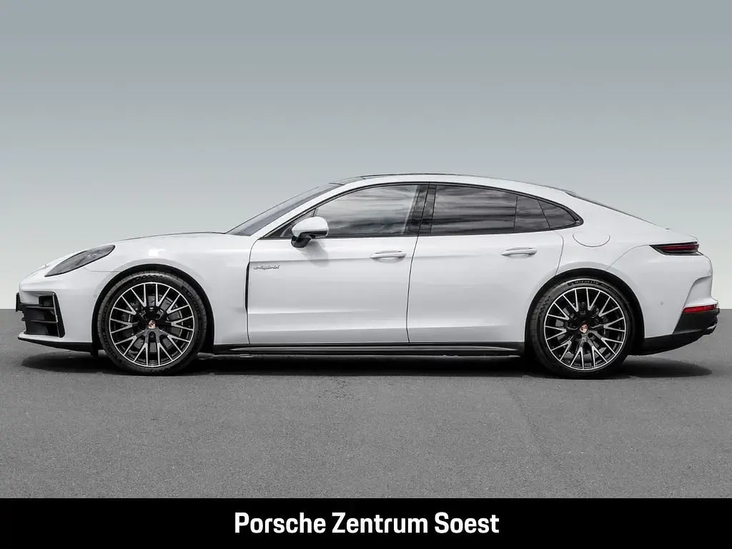 Gebraucht Porsche Panamera 4 E-Hybrid 470 PS (345 kW) 2025 Carraraweißmetallic Kleinwagen