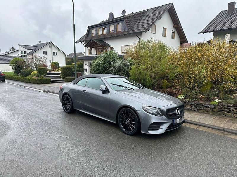 Gebraucht Mercedes E300 245 PS (180 kW) 2018 Grau Cabrio