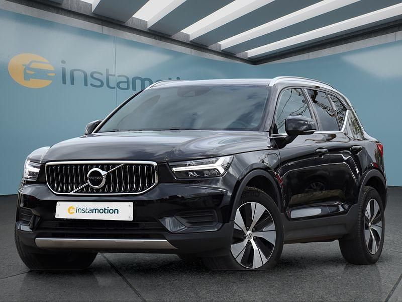 Schwarz Gebraucht 2022 Volvo XC40 SUV | 34.649 € (Fairer Preis) - Bild 1/4