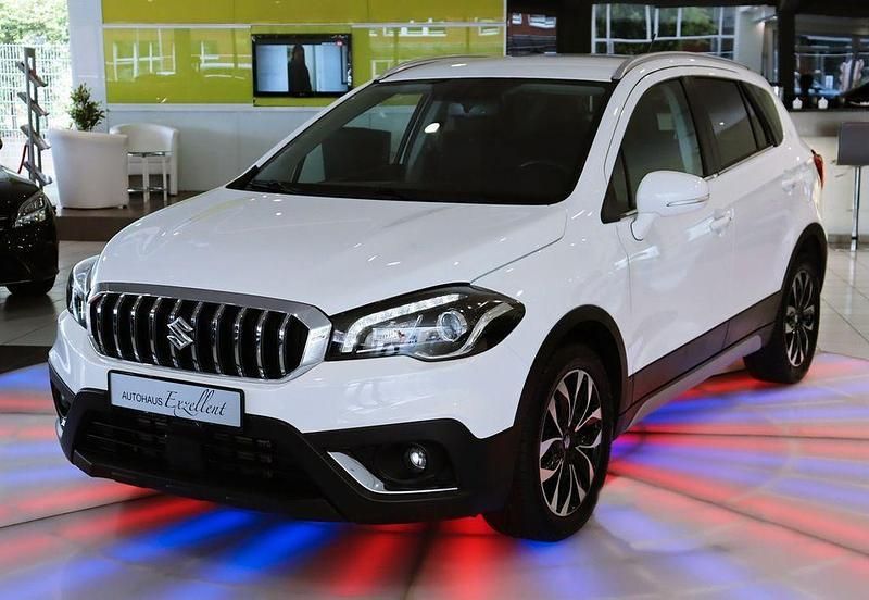 Weiß Gebraucht 2018 Suzuki SX4 S-Cross SUV | 16.750 € (Fairer Preis) - Bild 1/4